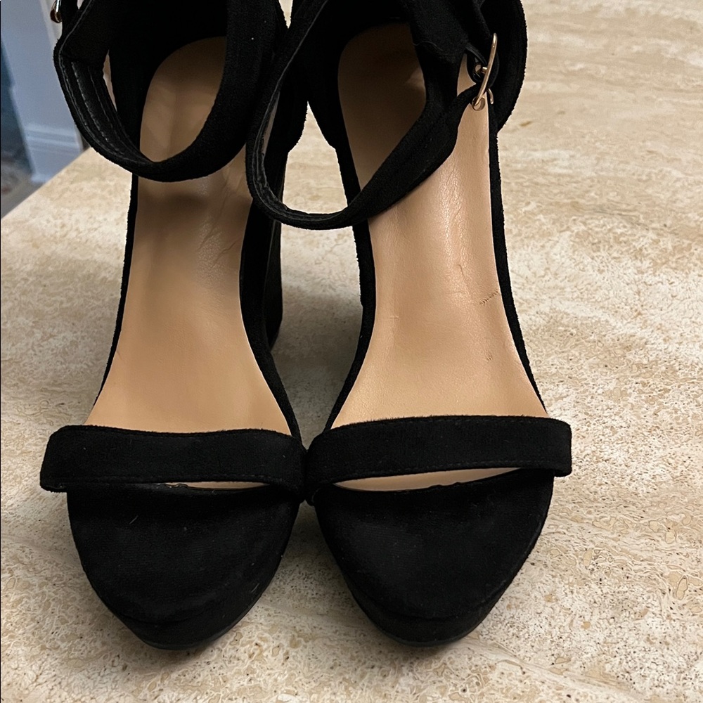 Chic Black Suede Women's Heels